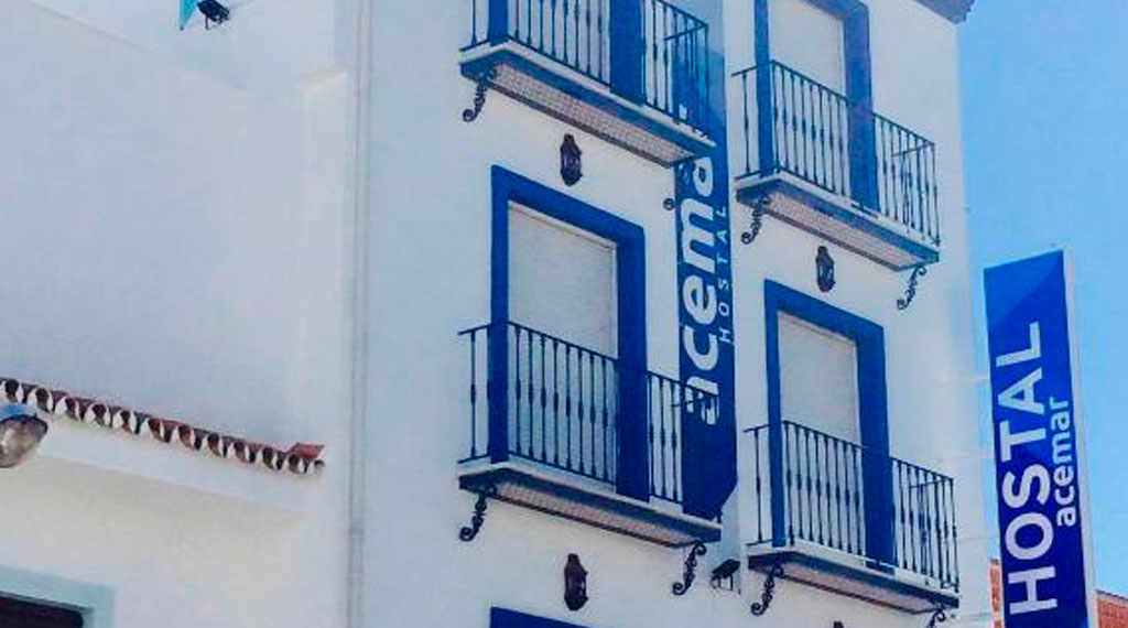 Facade - Hostal Acemar
