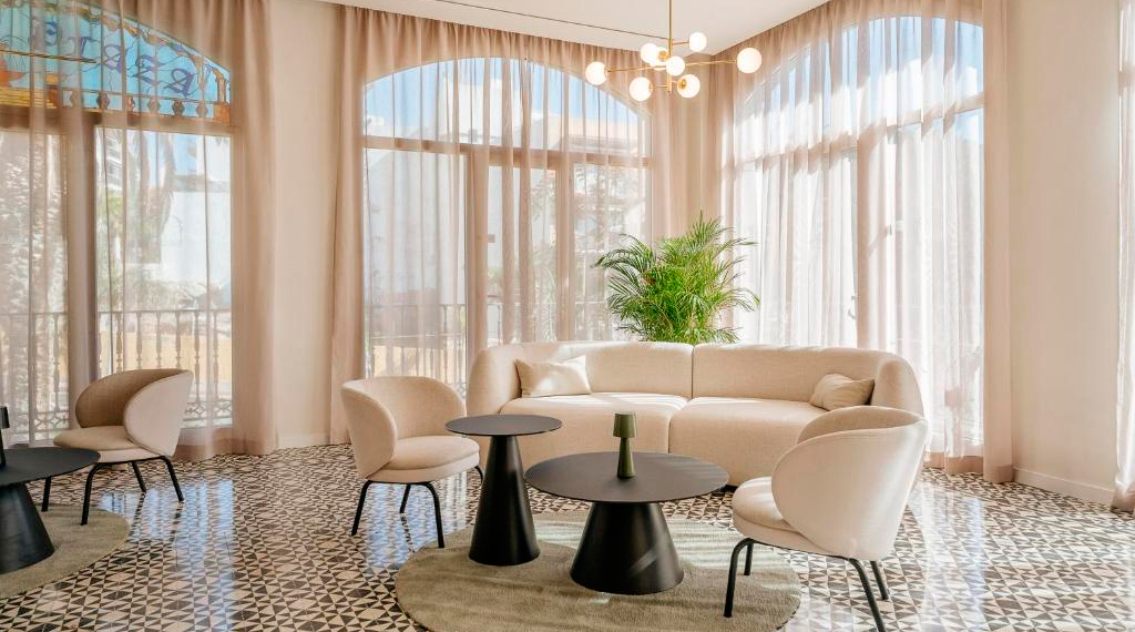 Salón Hotel Reverón Plaza en Costa Adeje